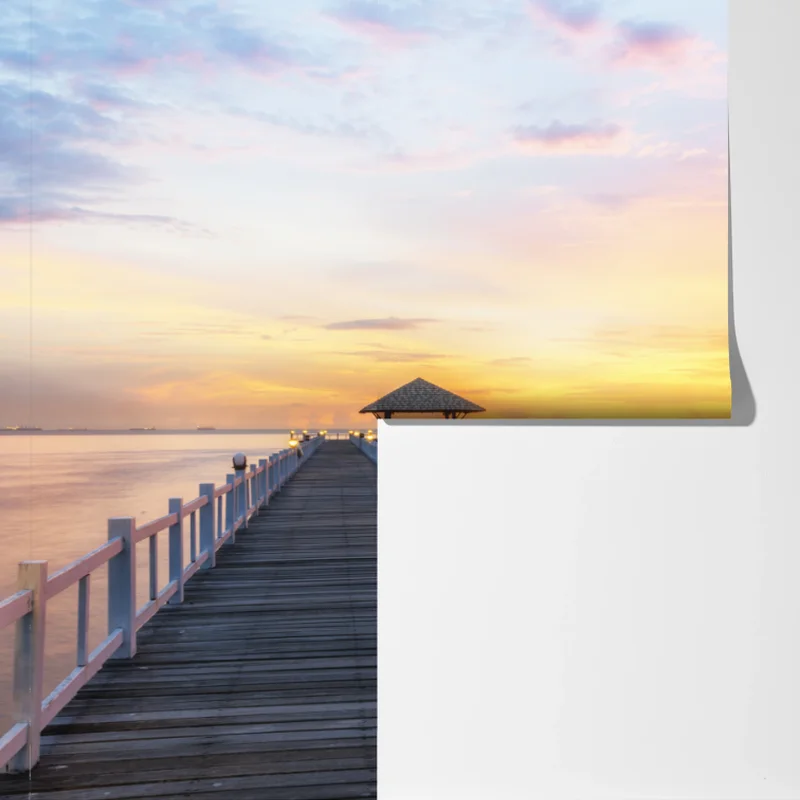 Fototapete hölzerner steg im sonnenaufgang Fototapete hölzerner steg im sonnenaufgang