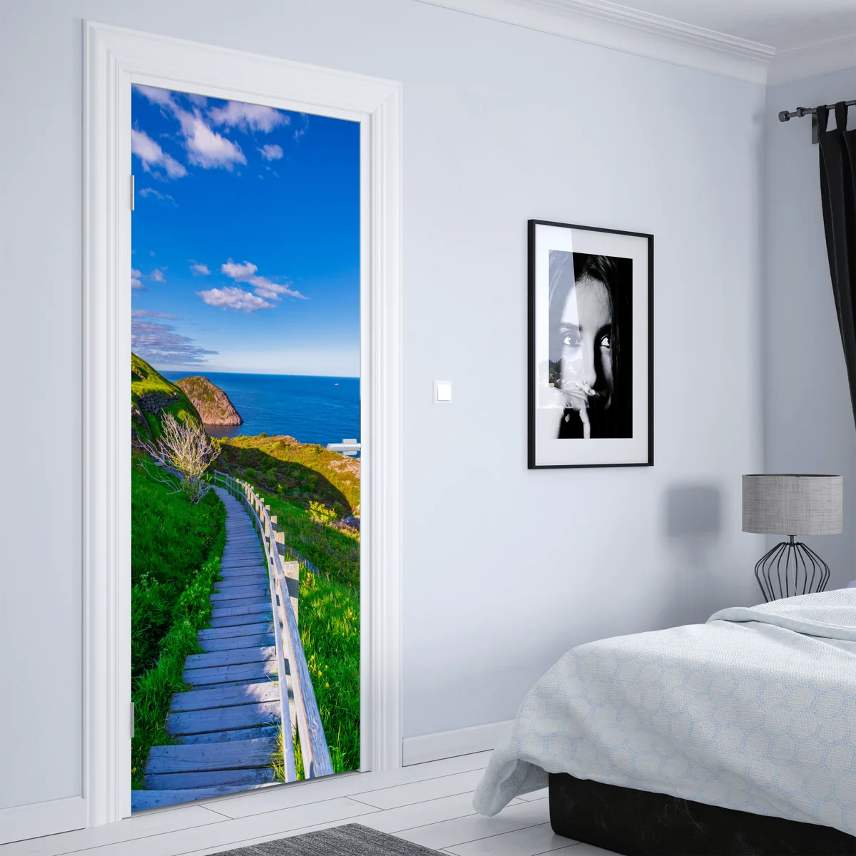 Türaufkleber küstenpfad mit blick auf das meer Türaufkleber küstenpfad mit blick auf das meer