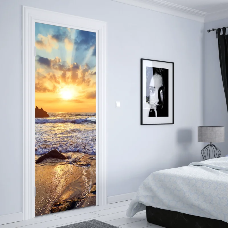 Türaufkleber sonnenuntergang an der felsigen küste