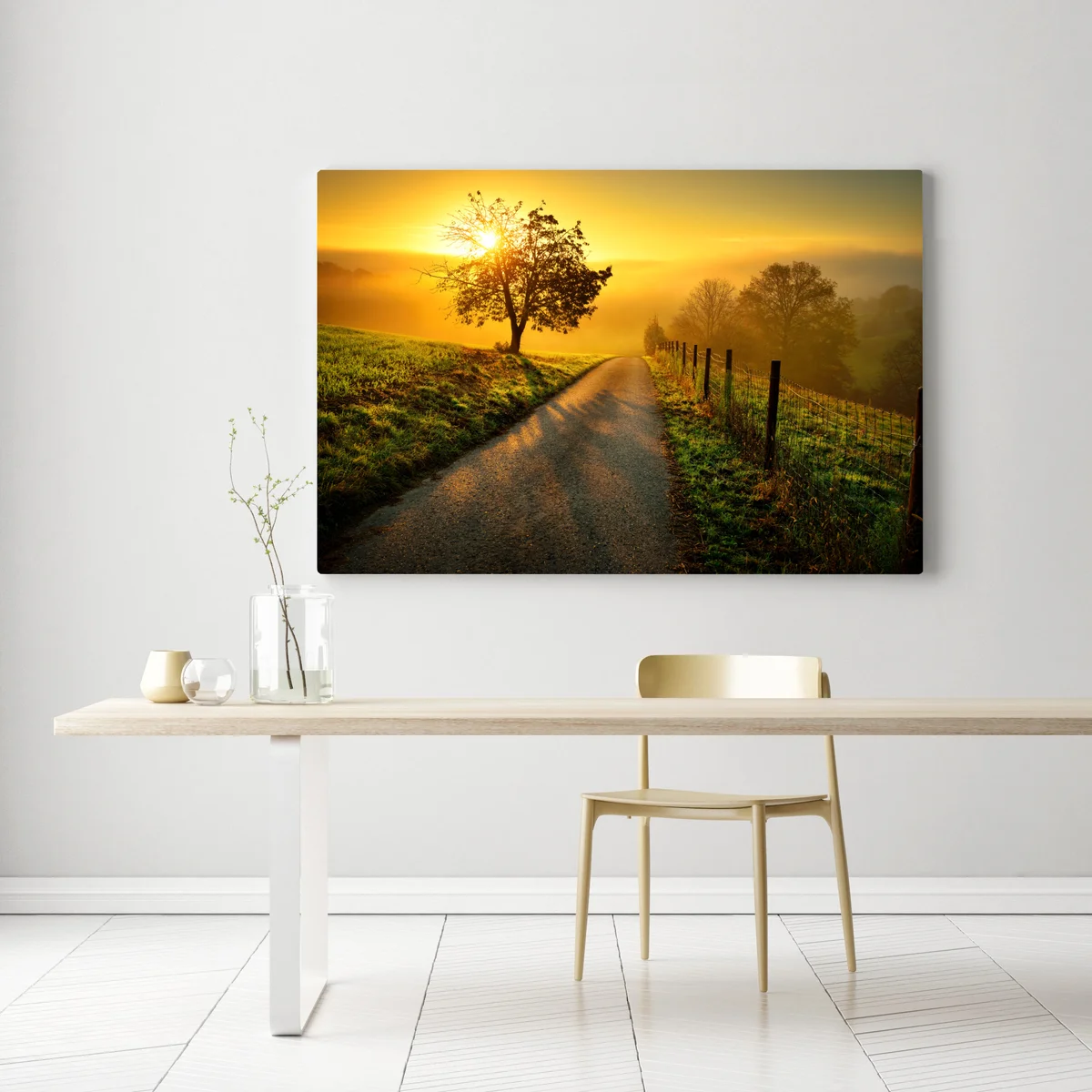 Leinwandbild sonnenbeschienener landweg durch die morgenwiese Leinwandbild sonnenbeschienener landweg durch die morgenwiese