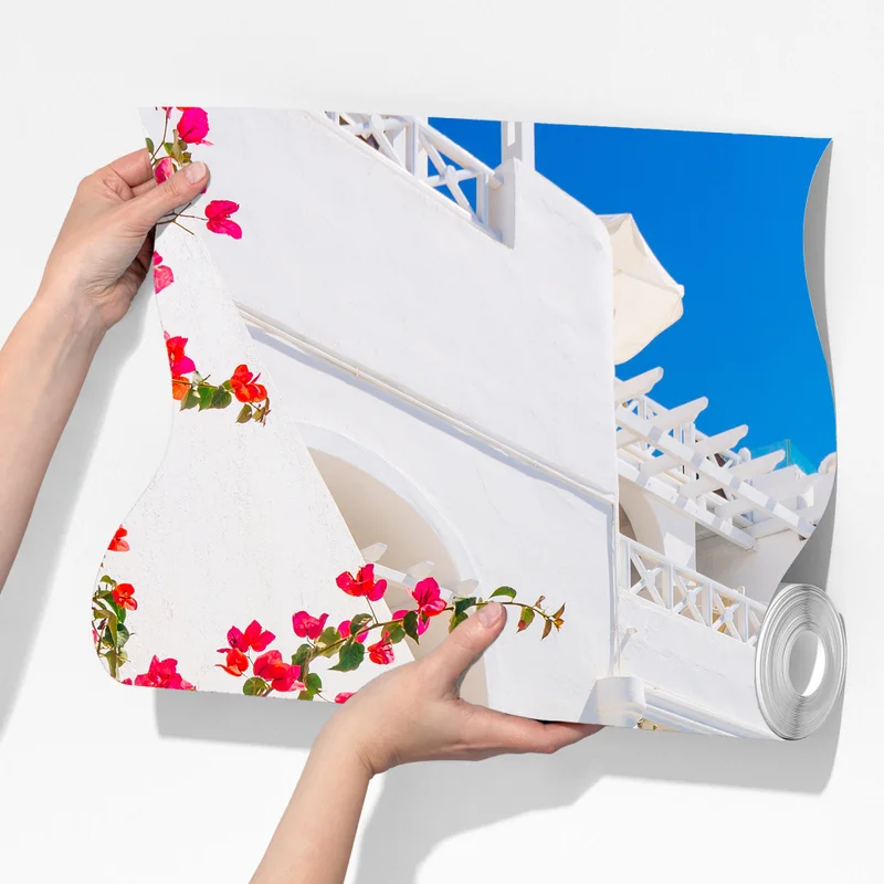 Fototapeta Santorini biała uliczka z bugenwillą Fototapeta Santorini biała uliczka z bugenwillą