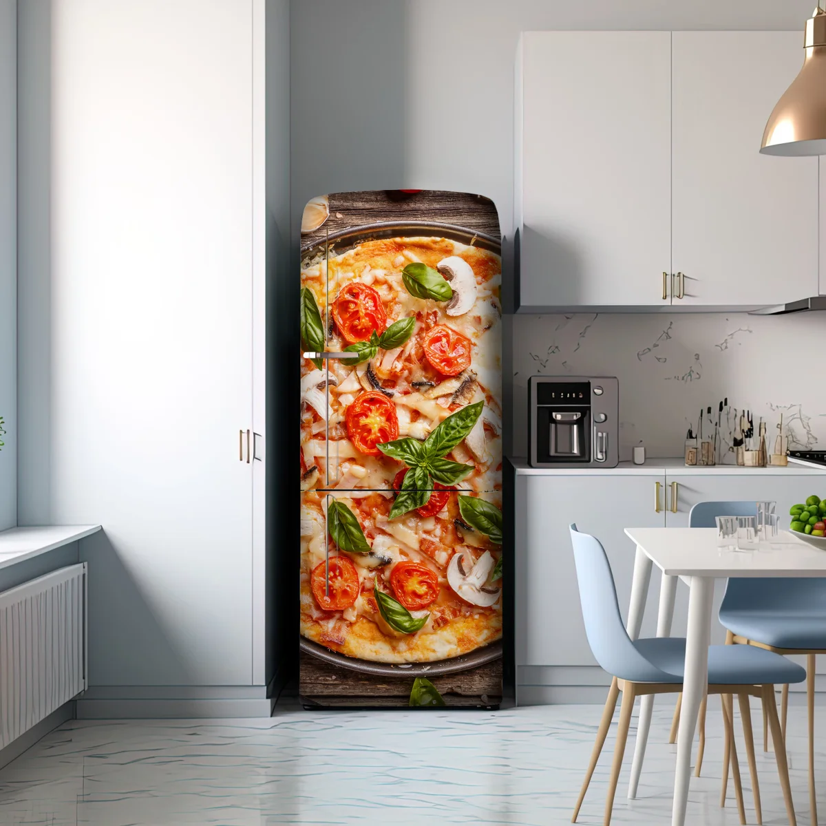 Kühlschrankaufkleber frische pizza mit basilikum und cherrytomaten Kühlschrankaufkleber frische pizza mit basilikum und cherrytomaten