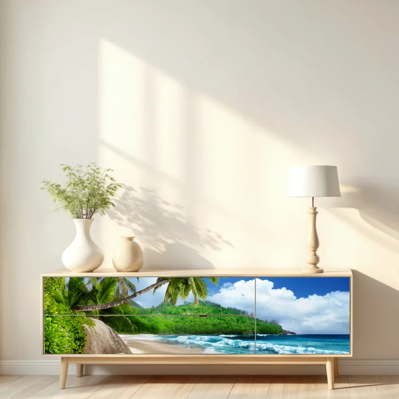 Repositionierbarer Aufkleber ruhiger tropischer strand auf Mahe, Seychellen