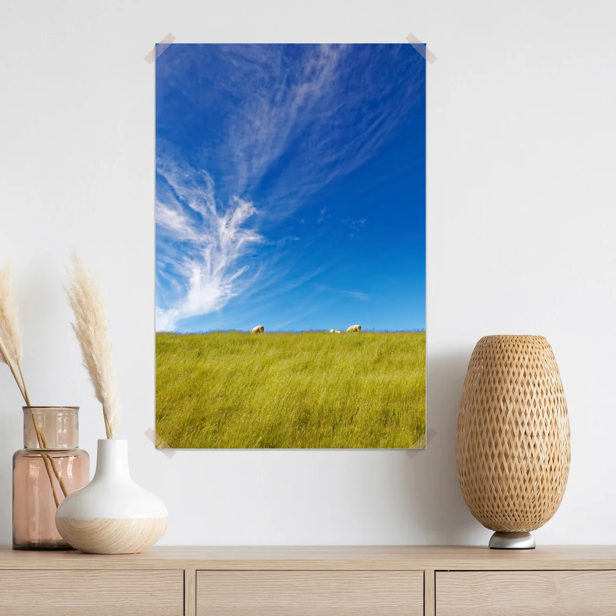 Poster ruhige wiese unter blauem himmel Poster ruhige wiese unter blauem himmel