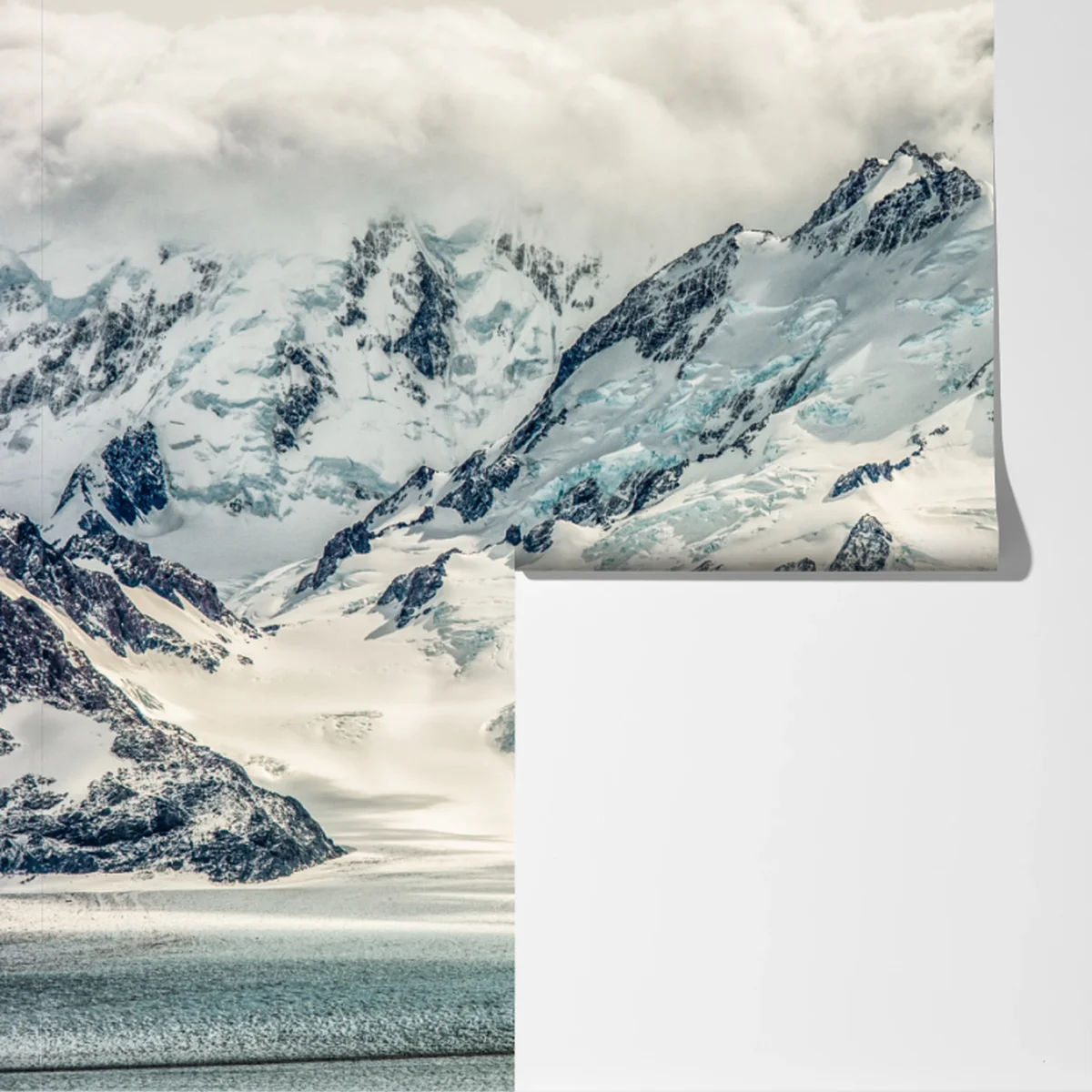 Fototapete schneebedeckter berggipfel mit gletscher Fototapete schneebedeckter berggipfel mit gletscher