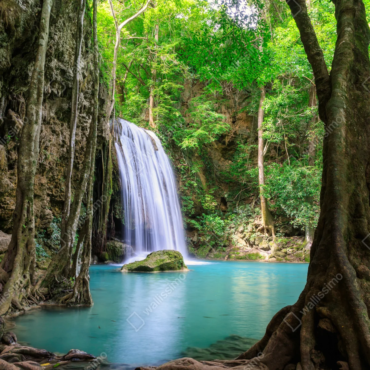 Fototapete ruhiger wasserfall im Erawan Nationalpark Fototapete ruhiger wasserfall im Erawan Nationalpark