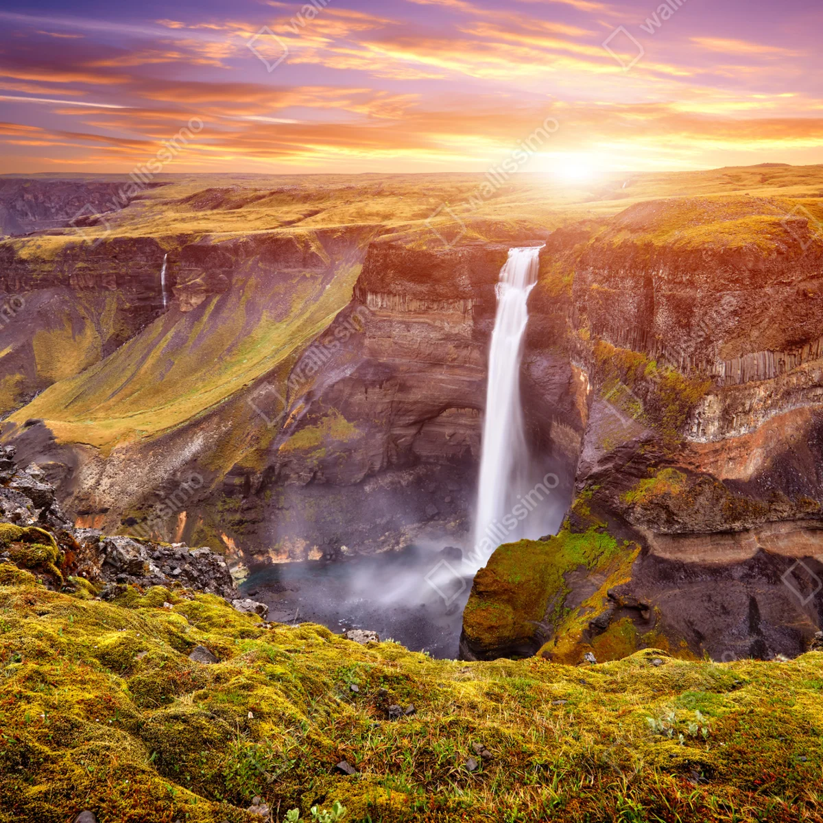 Tischaufkleber und Schreibtischaufkleber Haifoss wasserfall bei sonnenuntergang Tischaufkleber und Schreibtischaufkleber Haifoss wasserfall bei sonnenuntergang