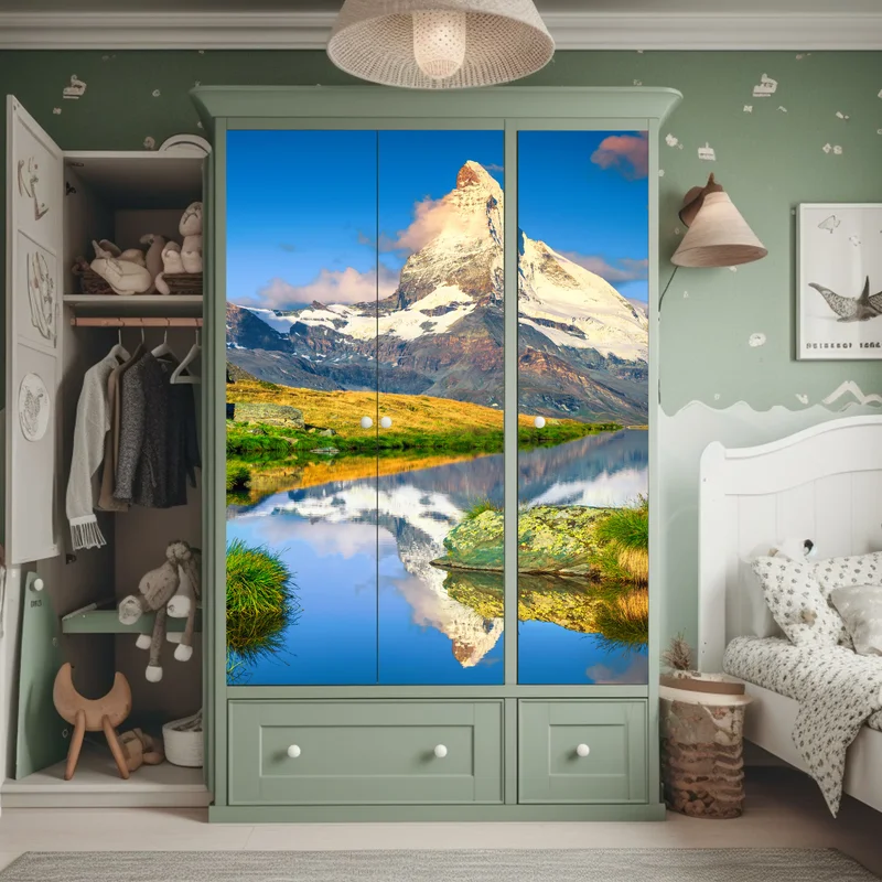 Schrankaufkleber majestätisches Matterhorn gespiegelt im alpensee