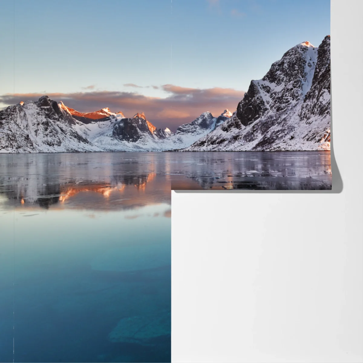 Fototapete Lofoten sonnenaufgang mit bergreflexion Fototapete Lofoten sonnenaufgang mit bergreflexion