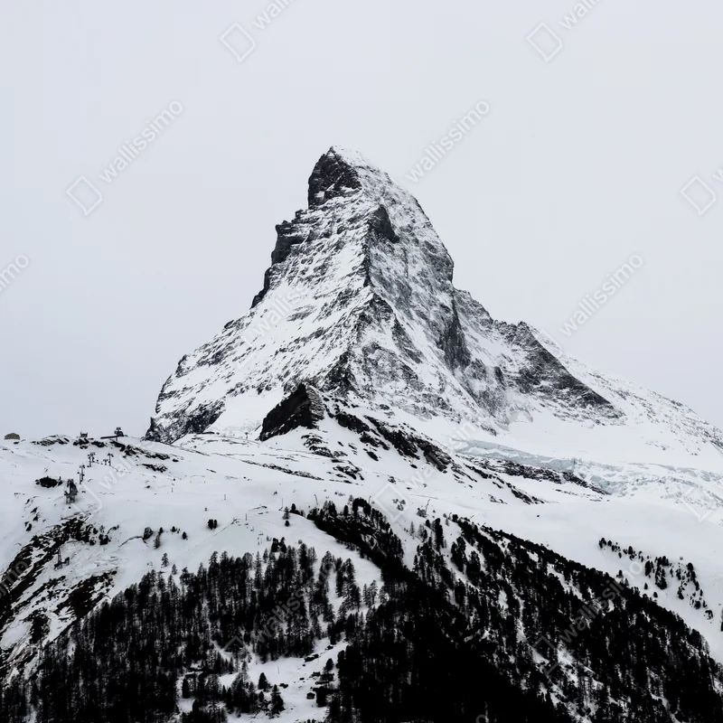 Türaufkleber einsamer schneebedeckter berggipfel Türaufkleber einsamer schneebedeckter berggipfel