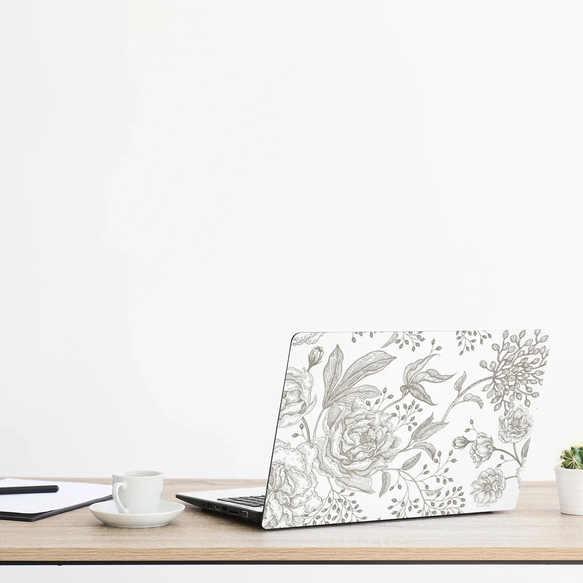 Laptop-Aufkleber zartes botanisches blumenmuster im vintage-stil Laptop-Aufkleber zartes botanisches blumenmuster im vintage-stil