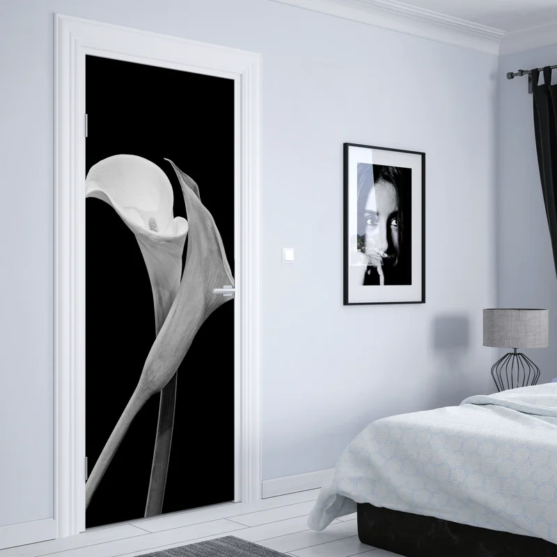 Türaufkleber elegante callas in monochrom
