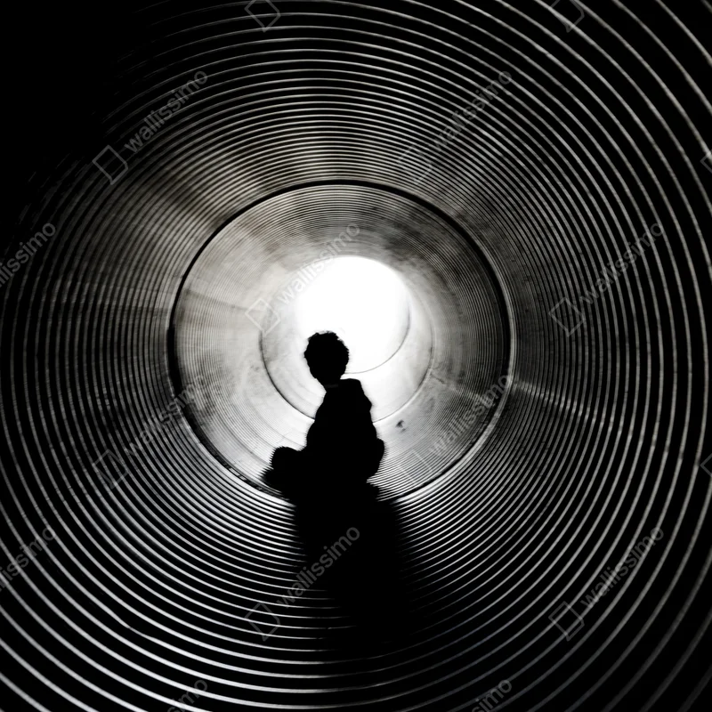 Poster silhouette in einem spiraltunnel Poster silhouette in einem spiraltunnel