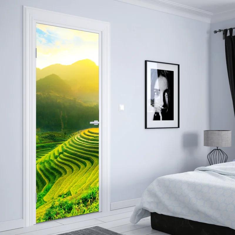 Türaufkleber goldene reisterrassen im morgenlicht