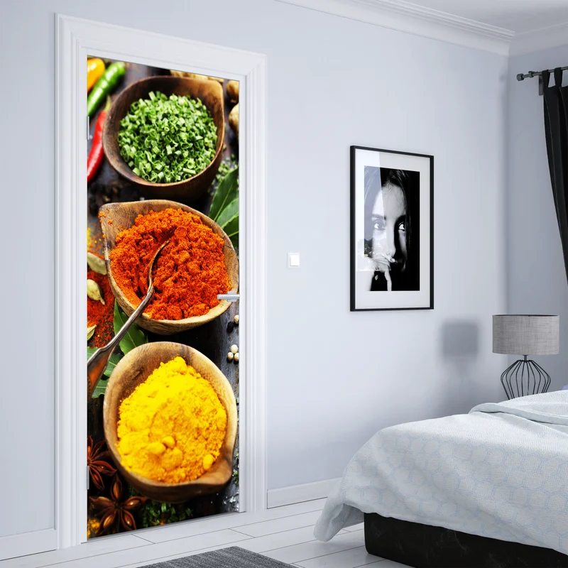 Türaufkleber bunte gewürze und kräuter auf holz