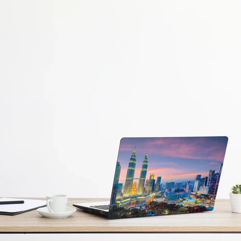 Laptop-Aufkleber Kuala Lumpur skyline bei dämmerung