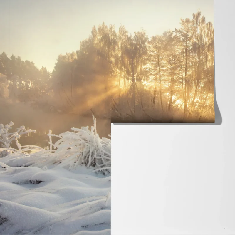 Fototapete goldener wintersonnenaufgang über dem frostigen fluss Fototapete goldener wintersonnenaufgang über dem frostigen fluss