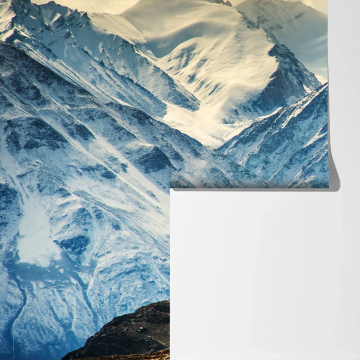 Fototapeta majestatyczny klasztor wśród ośnieżonych szczytów Fototapeta majestatyczny klasztor wśród ośnieżonych szczytów