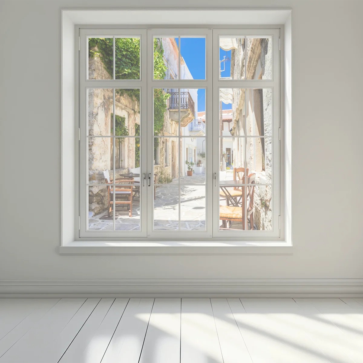 Fensteraufkleber sonnenbeschienene mediterrane gasse mit caféstühlen Fensteraufkleber sonnenbeschienene mediterrane gasse mit caféstühlen