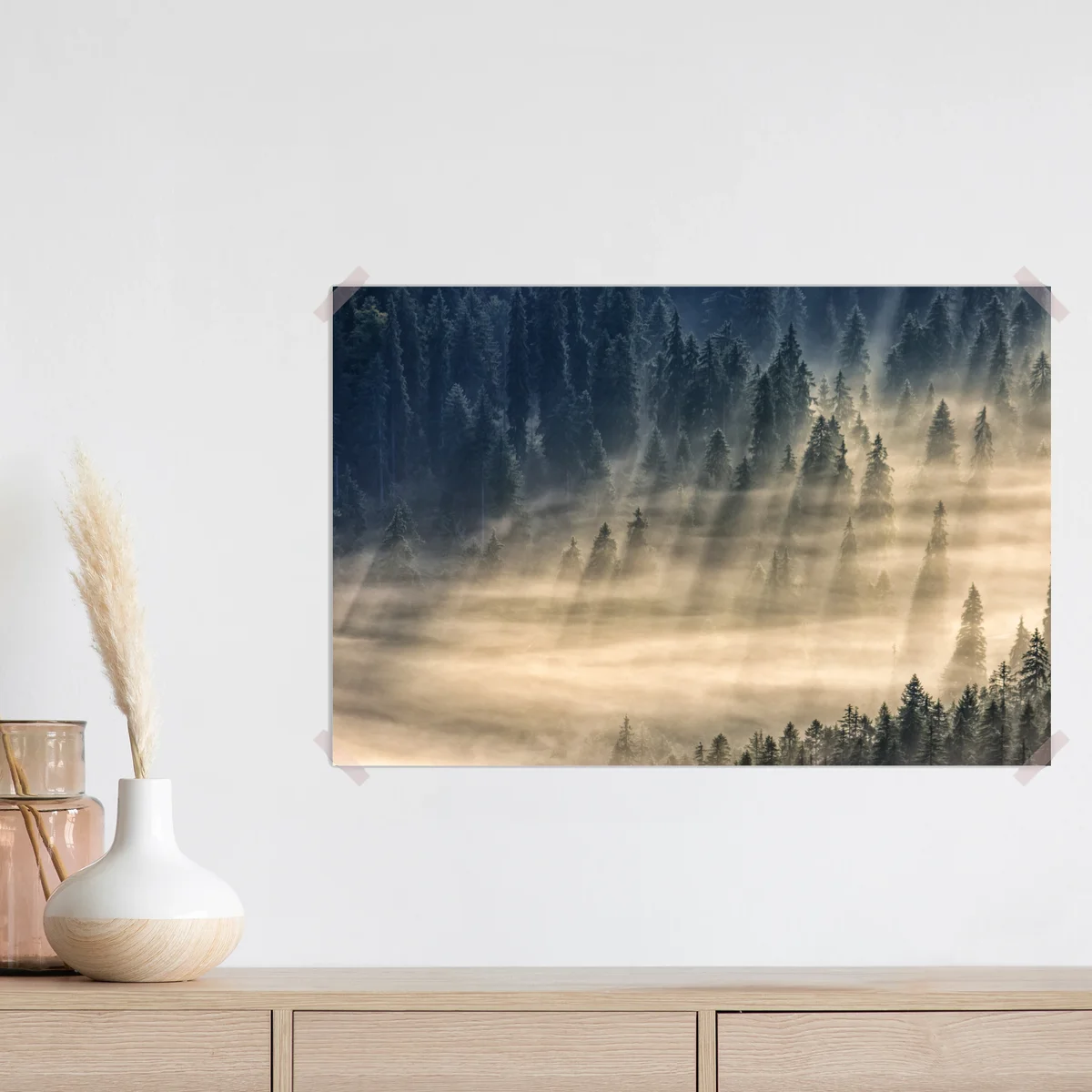 Poster nebliger fichtenwald im sonnenlicht • Poster bei Wallnifity® Poster nebliger fichtenwald im sonnenlicht • Poster bei Wallnifity®