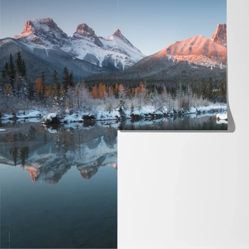 Fototapete bergspiegelung im morgendlichen glühen Fototapete bergspiegelung im morgendlichen glühen