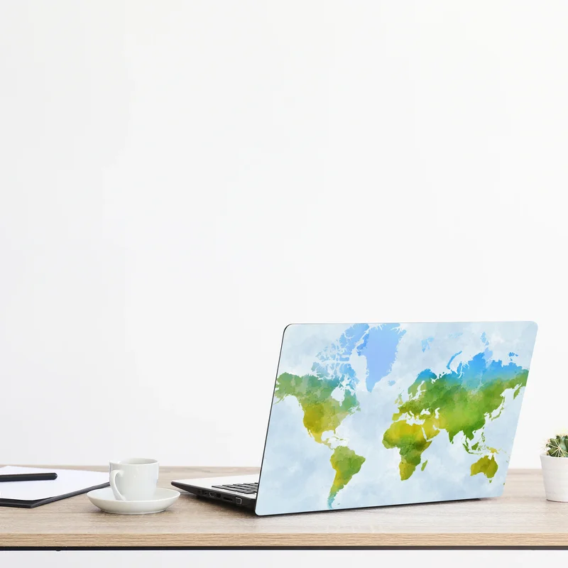 Naklejka na laptopa akwarelowa mapa świata w zieleni i błękicie