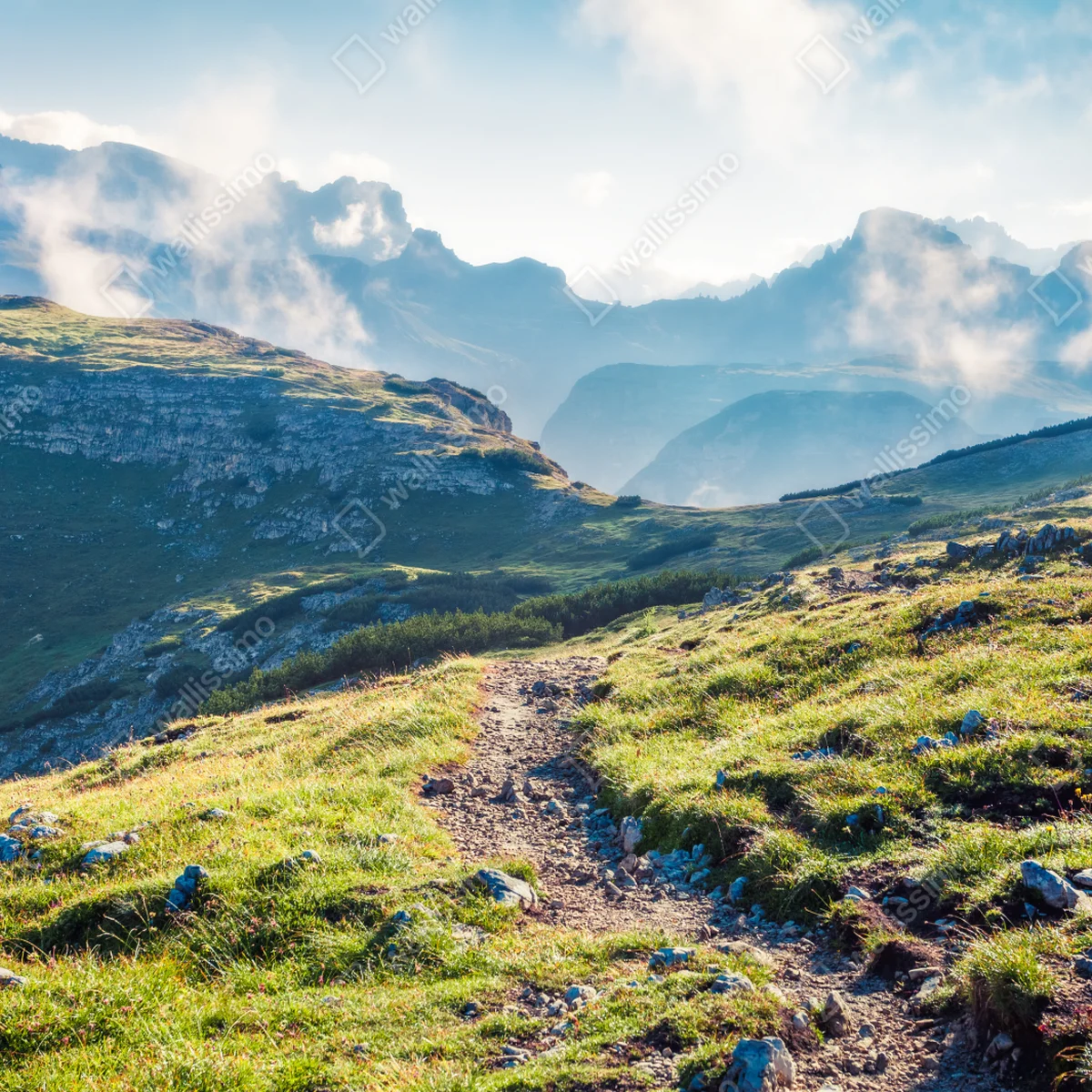 Naklejka na okno mglisty poranek na Monte Piana, Dolomity Naklejka na okno mglisty poranek na Monte Piana, Dolomity