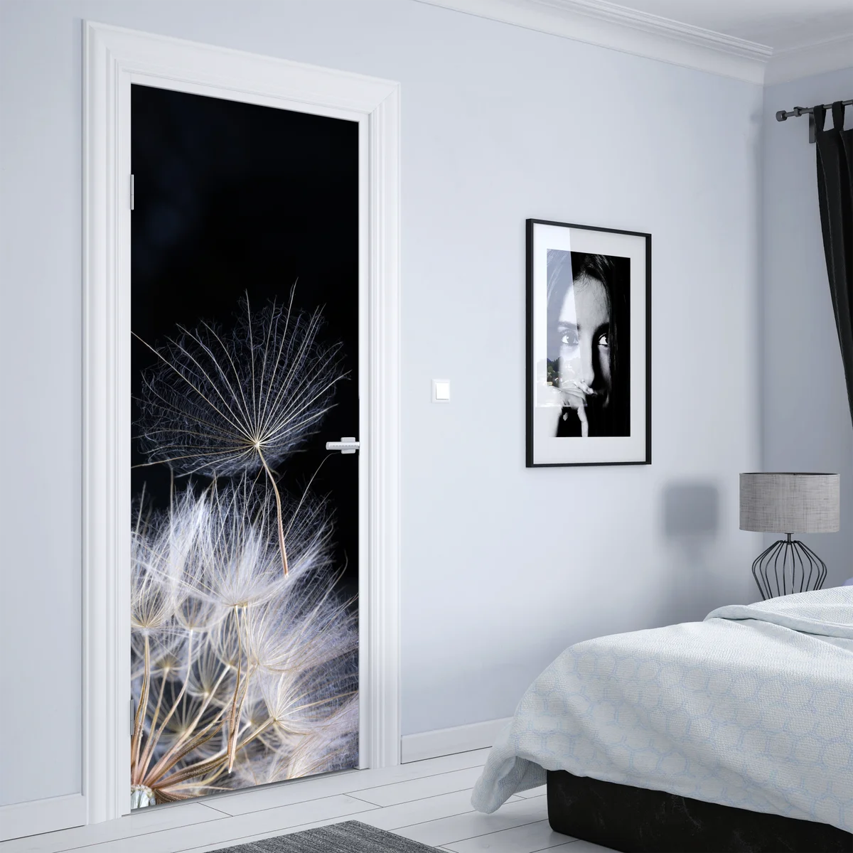 Türaufkleber zarter löwenzahnsamen auf schwarzem hintergrund Türaufkleber zarter löwenzahnsamen auf schwarzem hintergrund