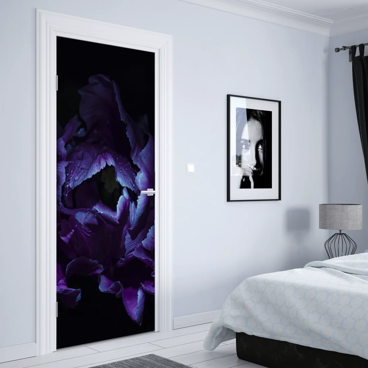 Türaufkleber lila tulpe im ultravioletten licht Türaufkleber lila tulpe im ultravioletten licht