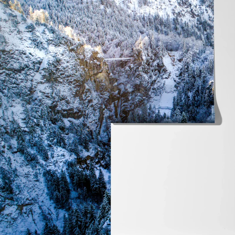 Fototapeta zimowy zamek w ośnieżonych górach Fototapeta zimowy zamek w ośnieżonych górach