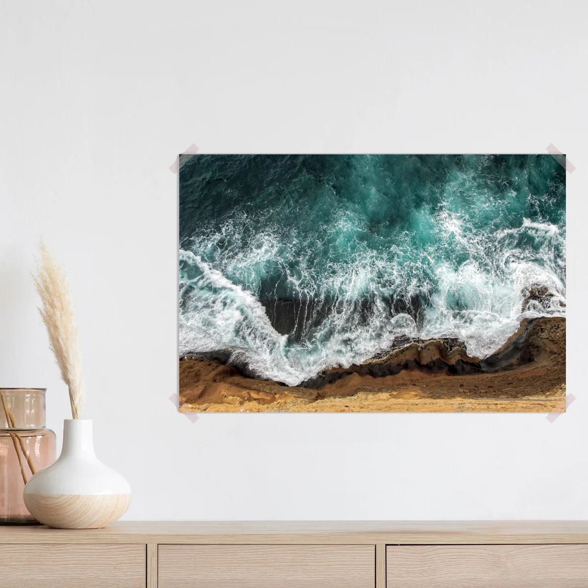 Poster türkise küste aus der vogelperspektive mit brandenden wellen Poster türkise küste aus der vogelperspektive mit brandenden wellen