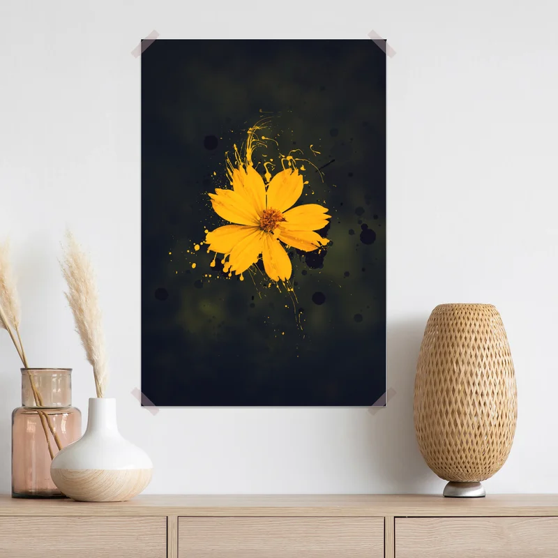 Poster leuchtende gelbe blüte auf dunklem hintergrund Poster leuchtende gelbe blüte auf dunklem hintergrund